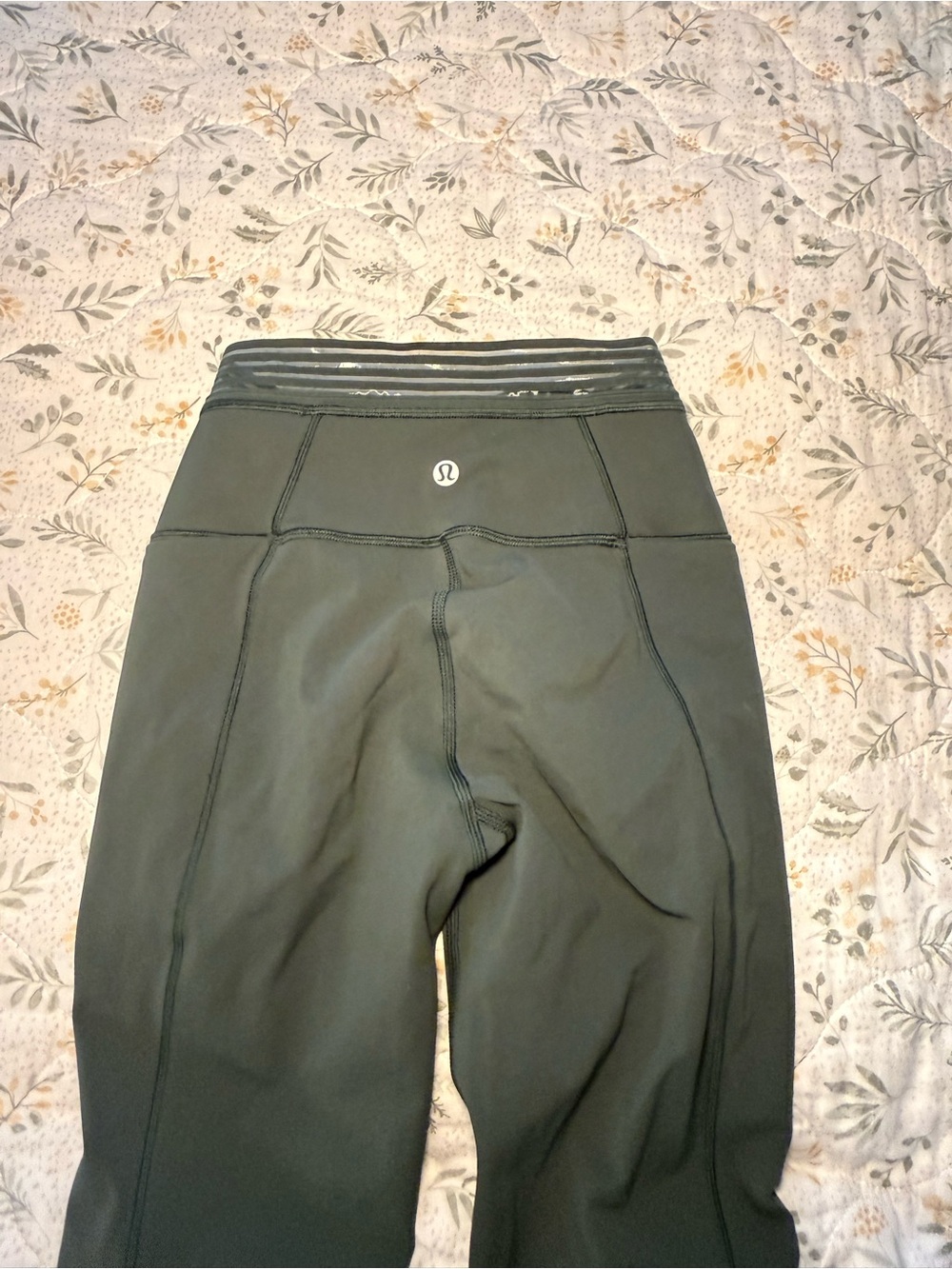 Lululemon High-Rise Leggings in Deep Olive Green size 2